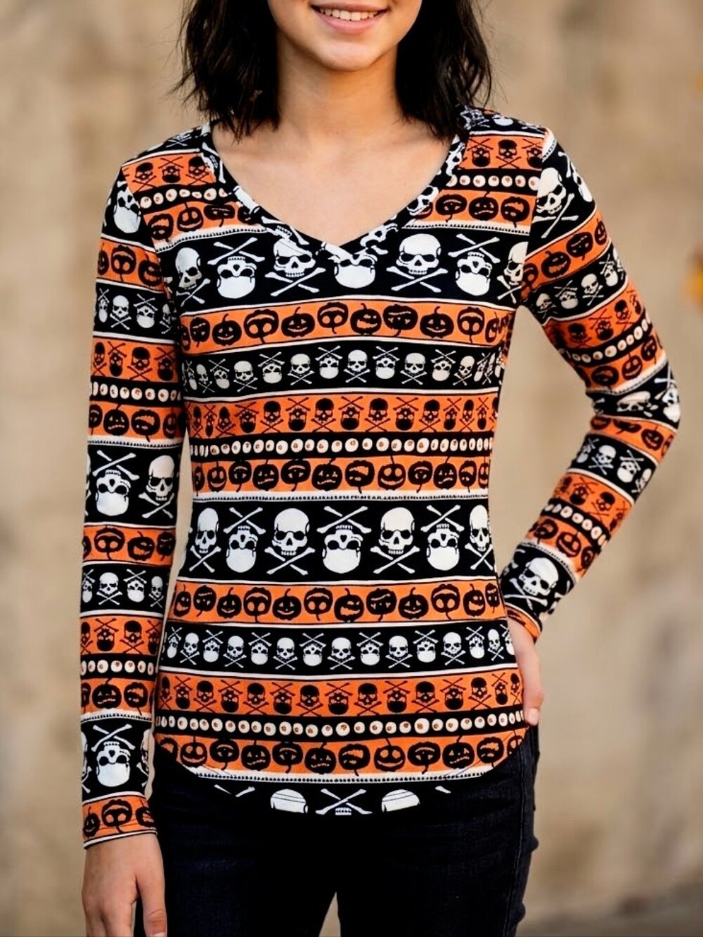 No Boundaries Women's XS Halloween Shirt Top Long Sleeve SOFT Skulls Pumpkins